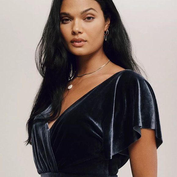 Jenny Yoo Ellis Flutter-Sleeve Open-Back Stretch Velvet Gown Size 8 French blue - Picture 2 of 3